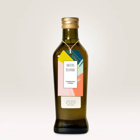 Cartellini micro-perforati Avery ultraresistenti in plastica da 190µ rettangolari in conf. da 100 pz T3002-10